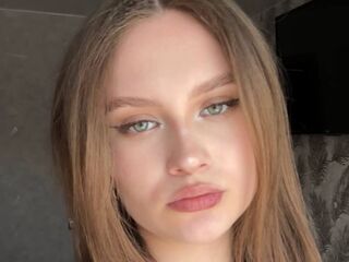 kinky webcam video CarylonPreis