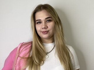 girl naked CathernLoven