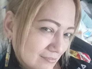 chat room live webcam ClauPhillips