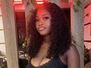 livesex CreamieNelly