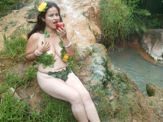 camwhore masturbating with dildo CrystalLara