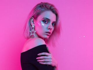 topless DaiseyNovotny