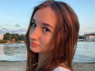 beautiful webcamgirl DignaKilts