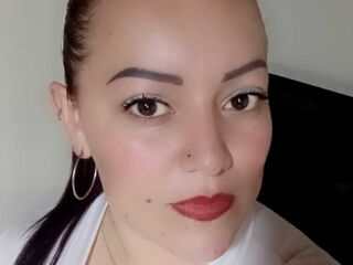 camgirl fingering bald pussy DinaCarls