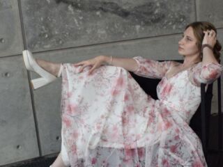 kinky webcam picture EarleneConaghan
