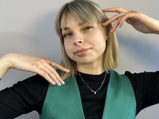 cam girl sex chat EmelineBurrough