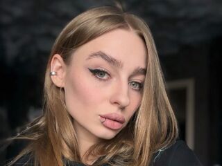 camwhore naked EvaVotta