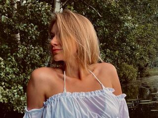 topless girl InaStark