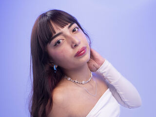 webcamgirl chatroom IrisVelvet