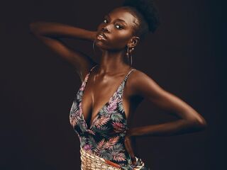 kinky cam picture IssaJenner