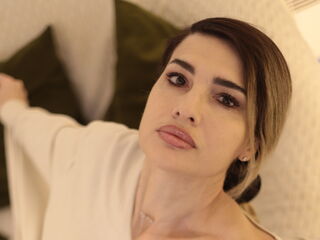 sexy webcamgirl KaronTouche