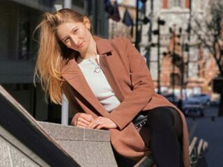 hot girl webcam KaterineKoen