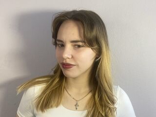 camgirl webcam photo KeiraBau