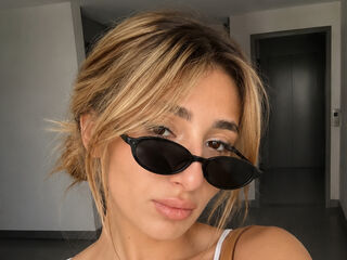 cam girl photo LashandraNordby