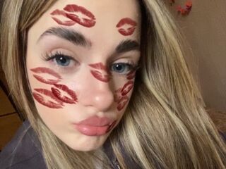 livecam sex LatoyaMaccarino