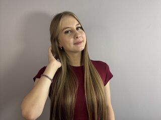 nude webcam girl pic LeolaHunkins
