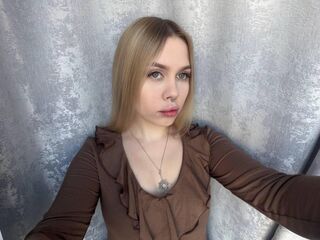 camslut topless LilianaCross