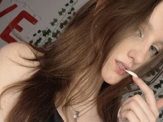 cam girl masturbating with sextoy LinetteBuenger
