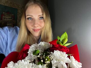 naked camgirl photo LusiAime