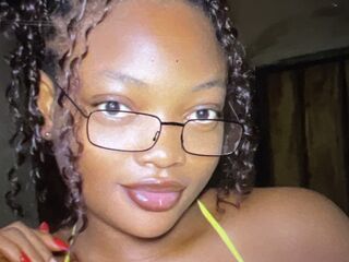 nude cam girl pic MakyDina