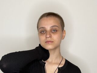 hot webcam picture MargrettHussar