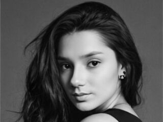 sexy camgirl MaybelleMenjes