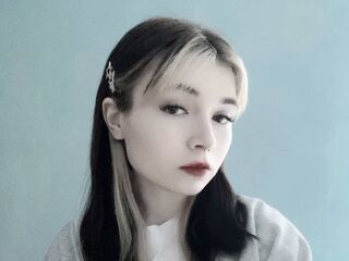 naked camgirl gallery MelissaLey