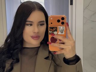 adult cam show MilaCrew