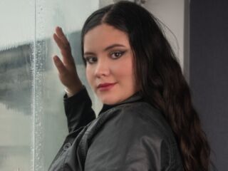 sexy webcam girl NahiaMonet