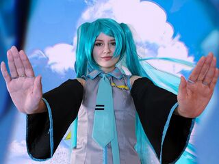 erotic cam video ReutLina