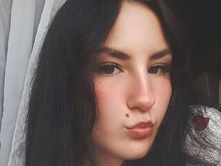 webcam girl chatroom SadeLanden