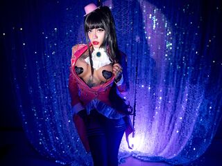 chat room live show SaraBrooks