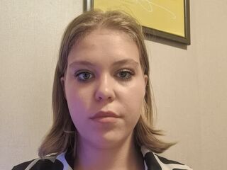 jasmin webcam model SaturninaLeavitt