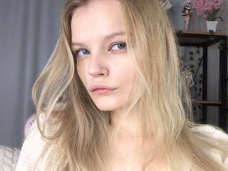 shower sex webcam ShelyMilan