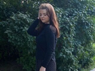 camslut spreading pussy SofiaMardes