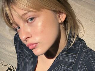 camgirl webcam photo SoledadMadon