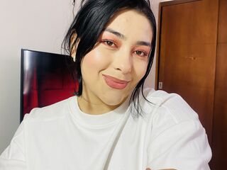 camslut masturbating SophieBella