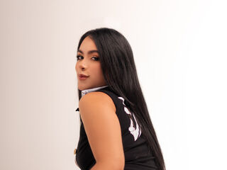 naked girl with webcam fingering pussy ThaliiaDuran