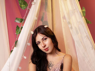 shaved pussy cam ValeryBeaumont