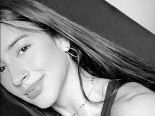hot cam girl fingering VelvetValery