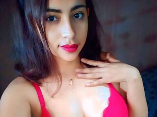 hot striptease webcam YessicaOrtiz